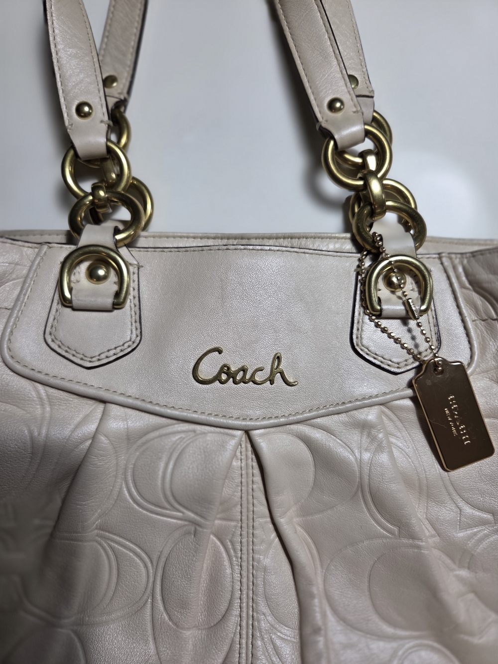 Coach Cream Embossed Leather Tote with Gold Hardware - Picture 2 of 9